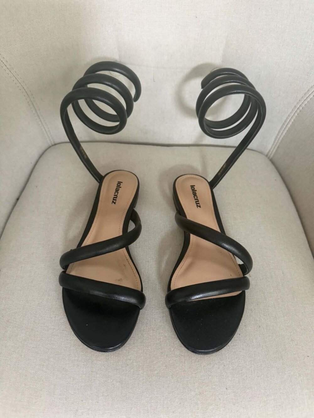 Lola Cruz Black Leather Spiral Ankle Cuff Sandals EU 36 US 6